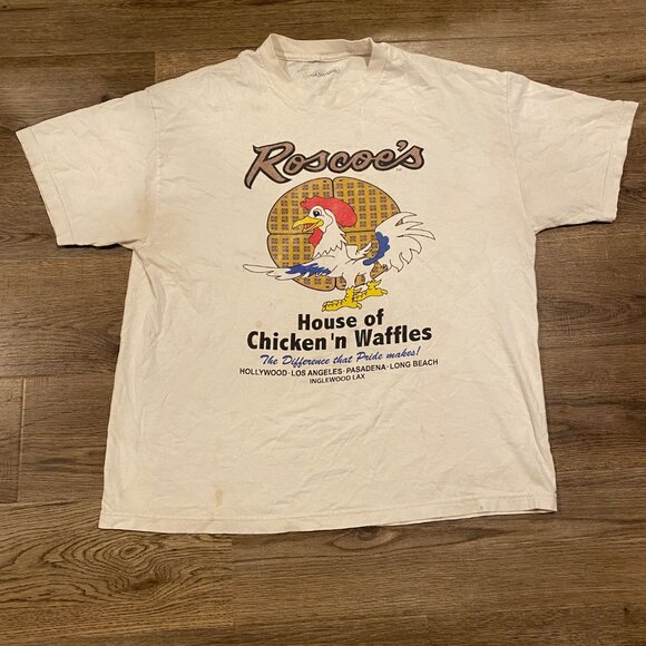 Vintage Roscoe’s House of Chicken ‘n Waffles T-Shirt XL - Some Staining - Picture 5 of 5